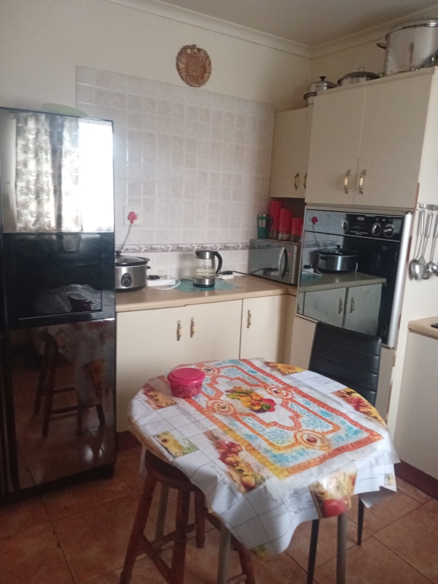 3 Bedroom Property for Sale in Kwa Nobuhle Eastern Cape